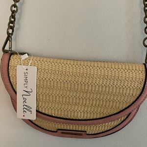 NWT Beach Bodo Woven Crossbody Simply Noelle, Blush pink and beige.